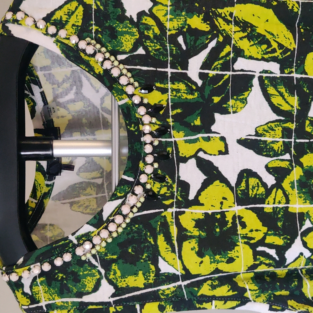 Dex Floral Dress - Picture 2 of 9